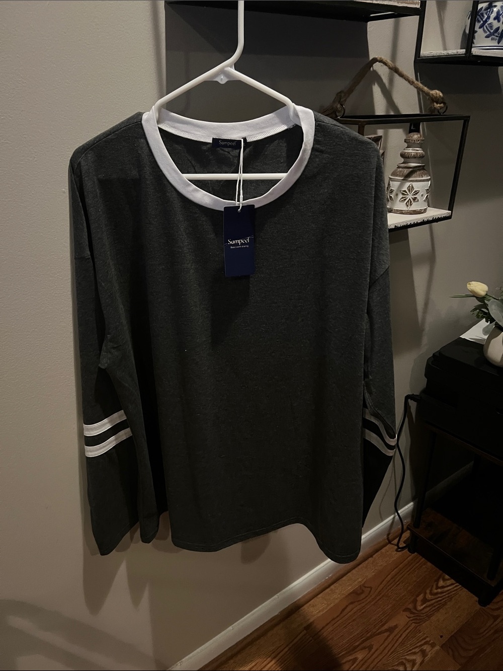 NWT Womens size xxl Charcoal Gray Long Sleeve Tee with White Trim
